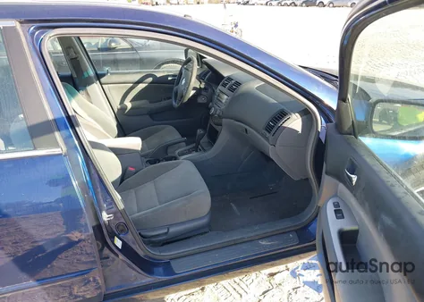 2004 Honda Accord 2.4 Ex from USA, damaged, VIN 1HGCM56604A140366